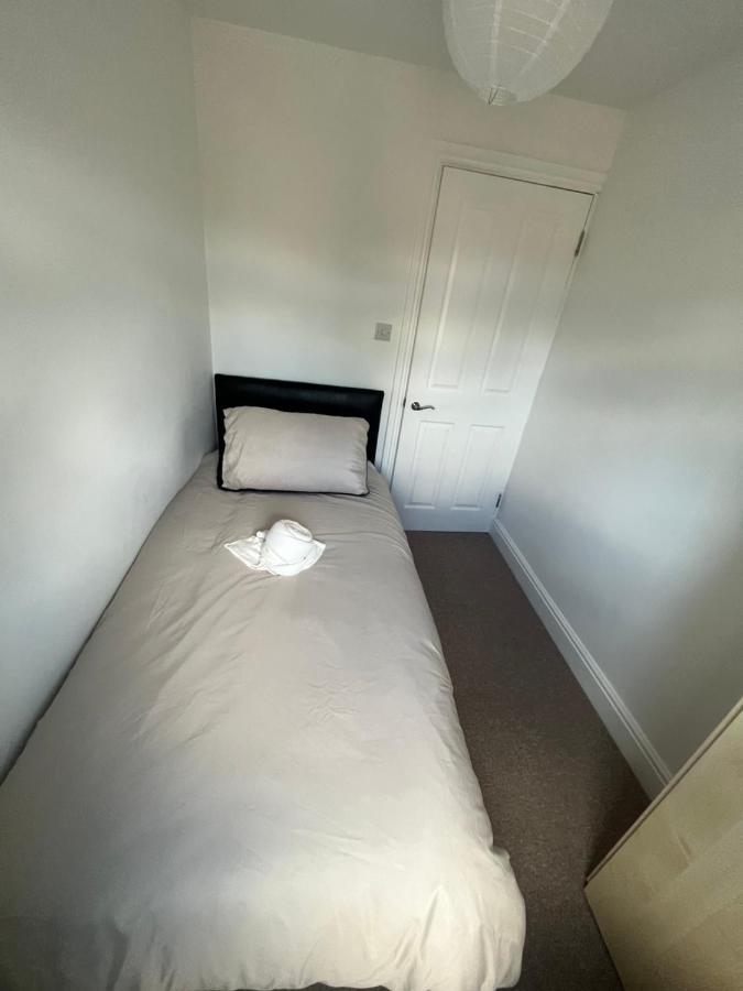 City Reach Retreat Spacious 4Bed House Startford Maryland Great Transport Links London Luaran gambar