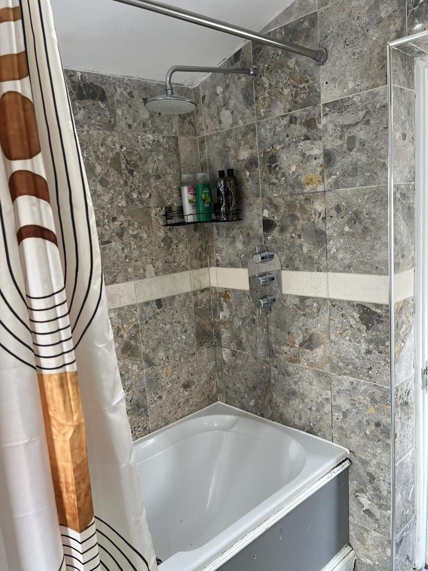 City Reach Retreat Spacious 4Bed House Startford Maryland Great Transport Links London Luaran gambar