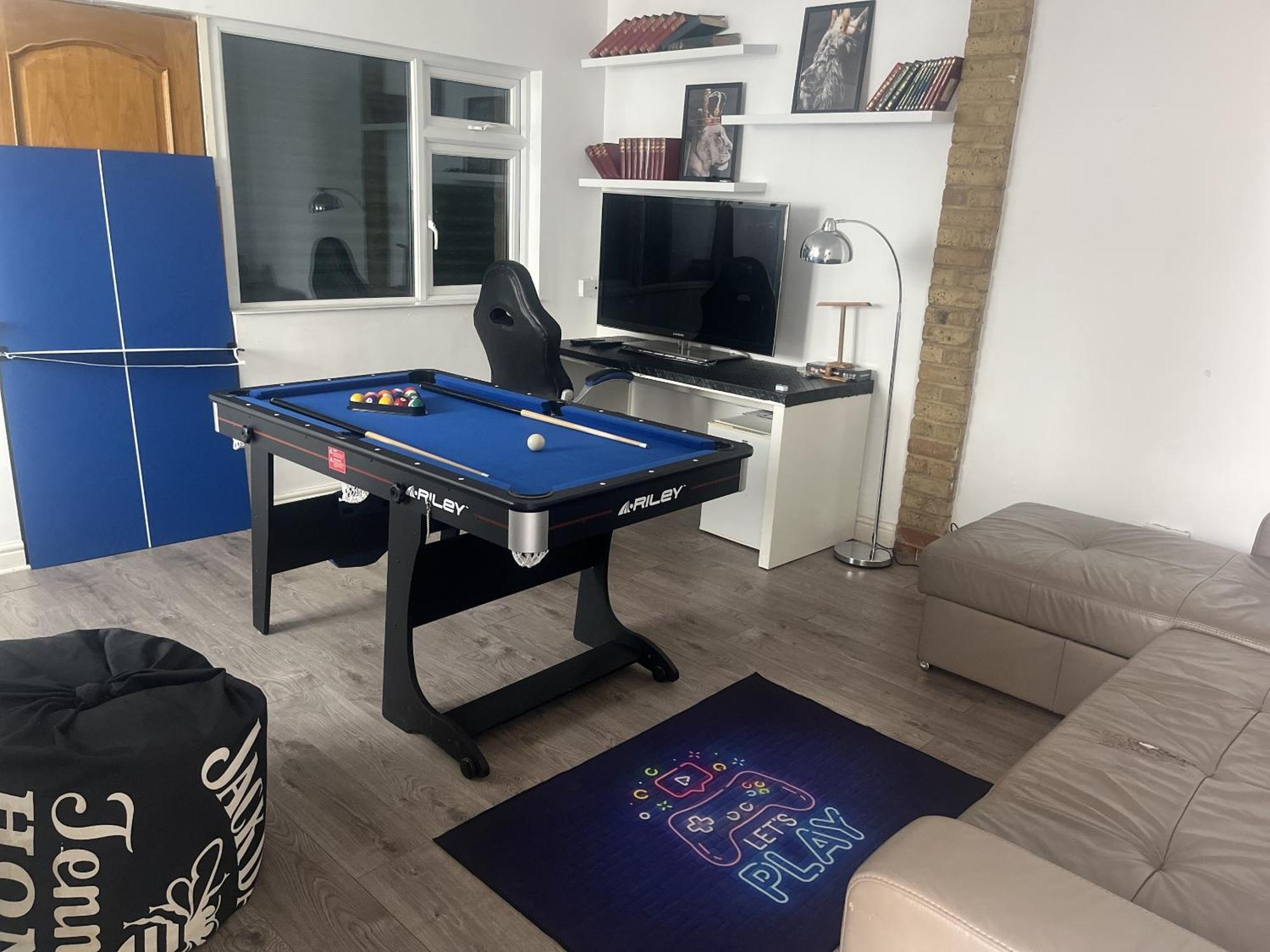 City Reach Retreat Spacious 4Bed House Startford Maryland Great Transport Links London Bilik gambar